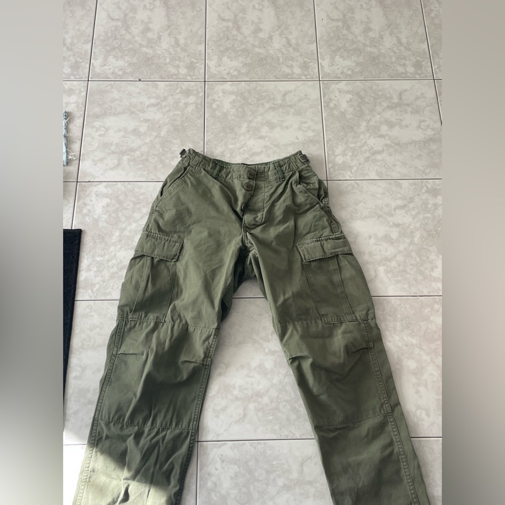 Green cargo pants